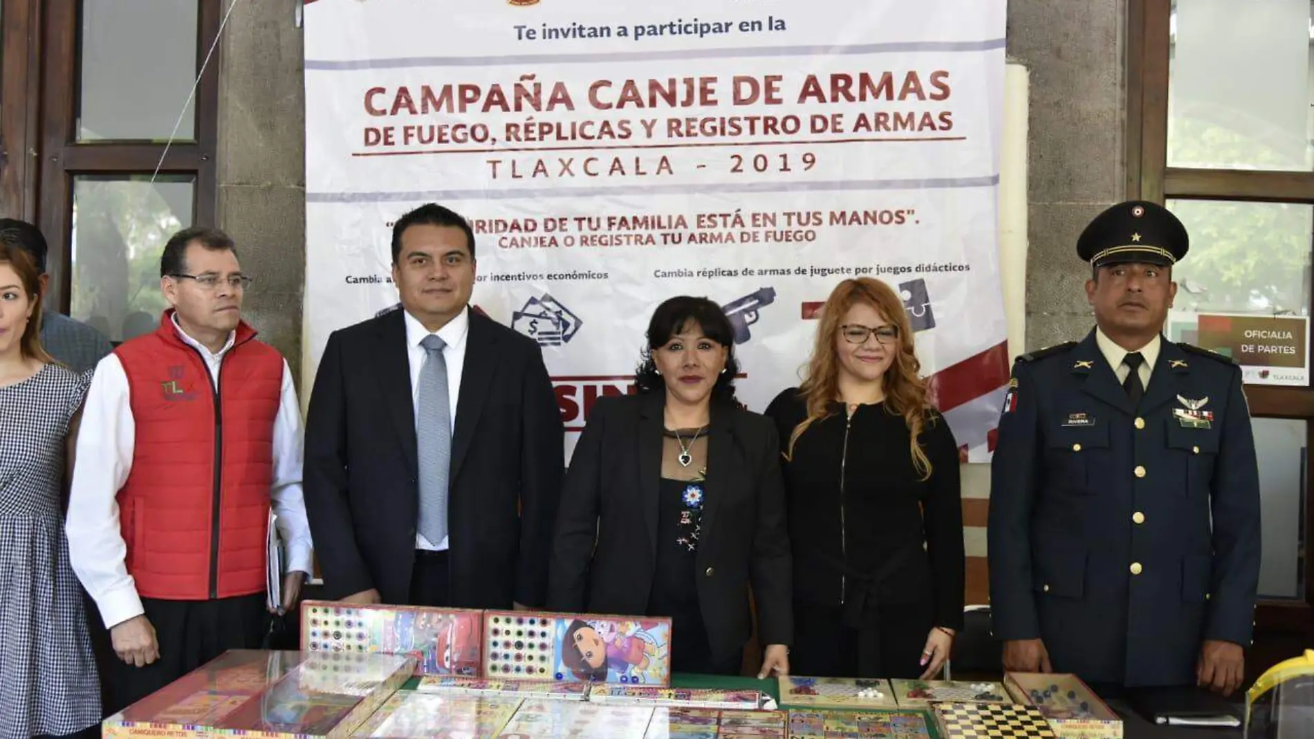 CANJE DE ARMAS (2)